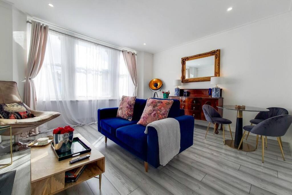 Immaculately Presented 1 Bed Lägenhet London Exteriör bild