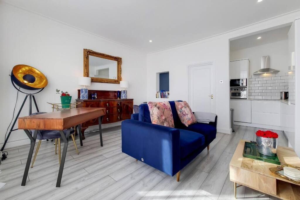 Immaculately Presented 1 Bed Lägenhet London Exteriör bild